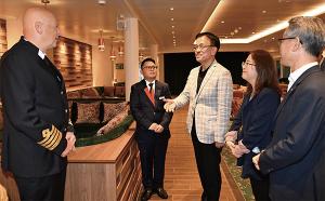 Deputy Prime Minister Choi supports small business owners and tourism